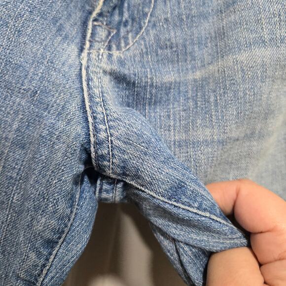 Lucky Brand Classic Rider Crop Light Wash Jeans Size 4 / 27 Women’s Denim - Picture 8 of 8